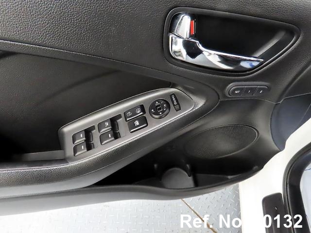  Kia / K3 Stock No. 20132